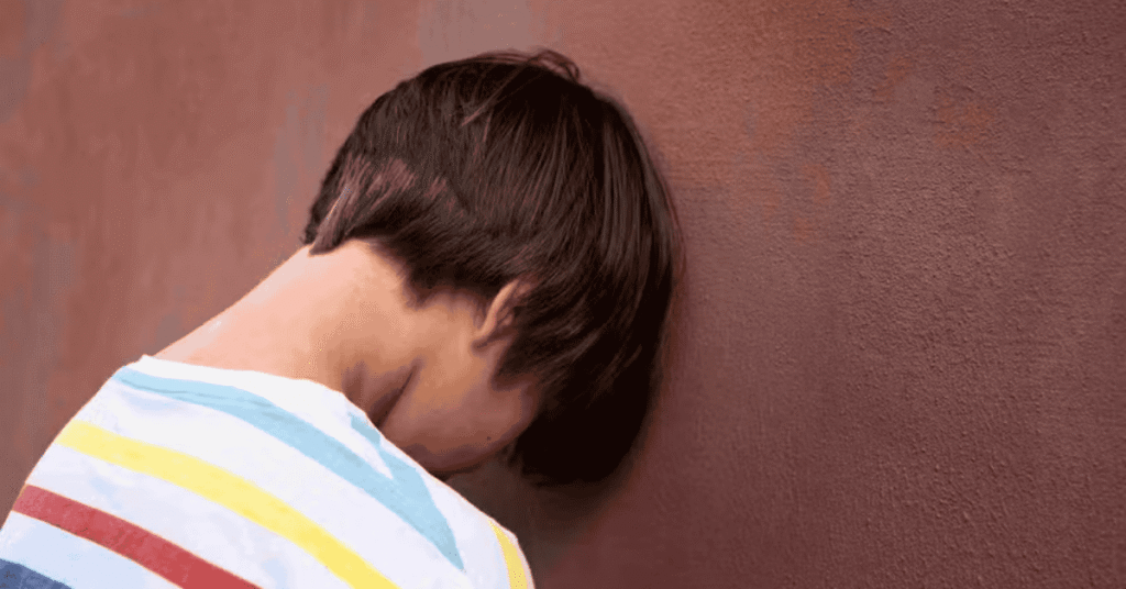 'Se não oferecemos outra forma de ser homem, os meninos buscam validação nos piores lugares da internet', diz Guilherme Valadares, do PapodeHomem